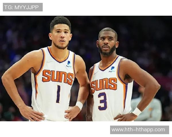 保罗现身赌城观看马刺与雷霆NBA杯半决赛引发关注