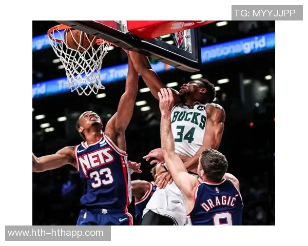 克拉克斯顿全能表现闪耀赛场17分9板7助4帽助球队取得胜利